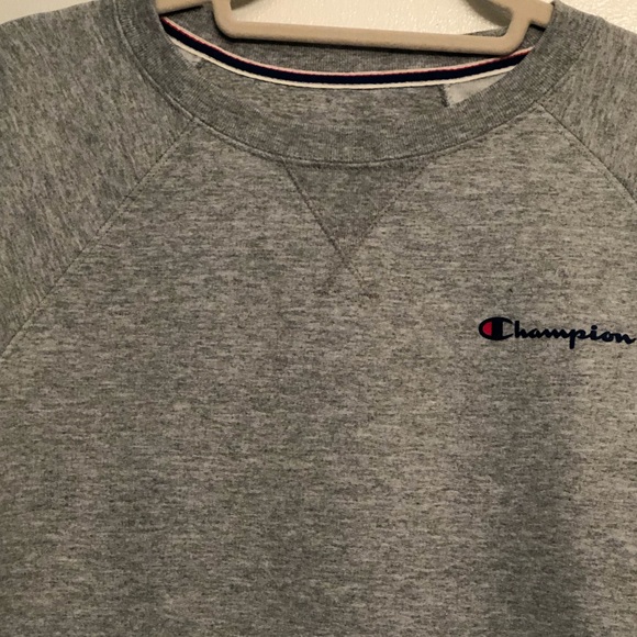 NWT Champion Powerblend Crew Neck Size M - Picture 2 of 9